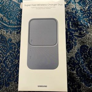 Samsung super fast wireless charger Duo. ( Max 15w) Includes adapter .